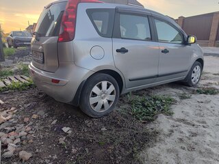 2008 Nissan Note I Рестайлинг, серебристый, 640000 рублей, вид 4