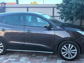 2012 Hyundai ix35 I, коричневый, 1020000 рублей, вид 3