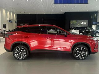2026 Omoda C5 II, красный, 2615000 рублей, вид 4