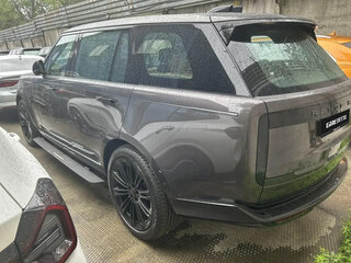 2026 Land Rover Range Rover P530 MHEV Long V, серый, 27000000 рублей, вид 3