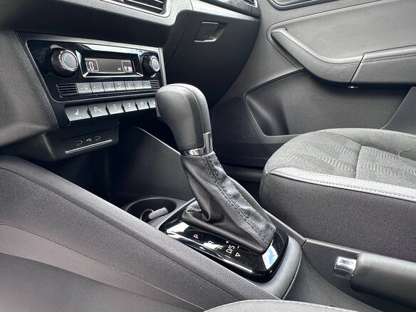 2020 Volkswagen Polo VI, чёрный - вид 18