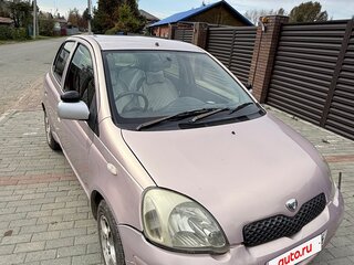 2002 Toyota Vitz I (P10), розовый, 300000 рублей, вид 3