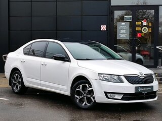 2014 Skoda Octavia III (A7), белый, 1089000 рублей, вид 3
