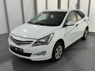 2015 Hyundai Solaris I Рестайлинг, белый, 1470000 рублей, вид 3