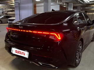 2020 Kia K5 III, чёрный, 2300000 рублей, вид 4