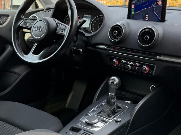 2017 Audi A3 III (8V) Рестайлинг, белый - вид 12