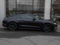 2022 Ford Mustang VI Рестайлинг, чёрный, 3750000 рублей - вид 3