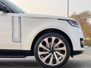 2026 Land Rover Range Rover P380 V, белый, 17570000 рублей, вид 5