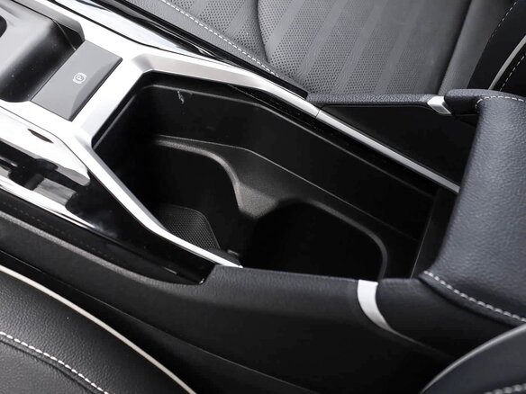 2026 Kia K3 II (China Market) Рестайлинг, белый - вид 27