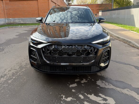 2026 Audi Q5 40 TDI III (GU), чёрный, 8590000 рублей - вид 2