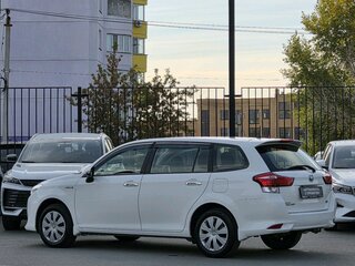 2017 Toyota Corolla Fielder XI (E160, E170, E180) Рестайлинг 1, белый, 1350000 рублей, вид 5
