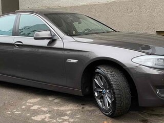 2011 BMW 5 серии 523i VI (F10/F11/F07), коричневый, 1366677 рублей, вид 3