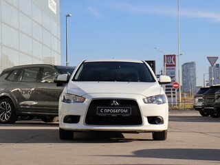 2011 Mitsubishi Lancer X Рестайлинг, белый, 750000 рублей, вид 2