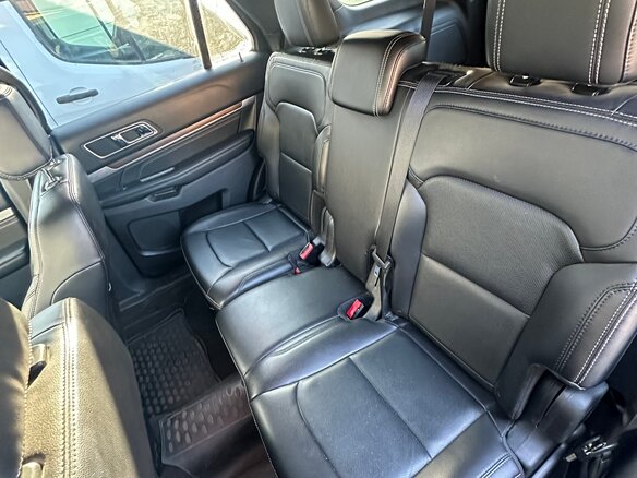 2017 Ford Explorer V Рестайлинг 2, чёрный, 2590000 рублей - вид 12