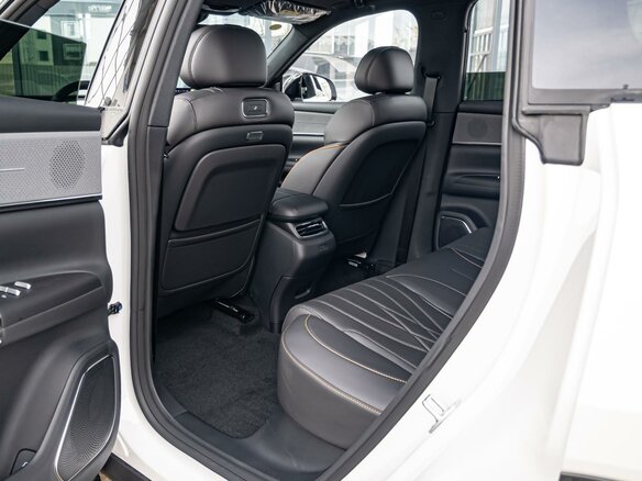2026 Changan Qiyuan Q07 31.7 kWh, белый, 4050000 рублей - вид 10