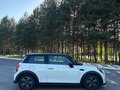2022 Mini Hatch Cooper D III (F55/F56) Рестайлинг 2, белый, 2220000 рублей - вид 10