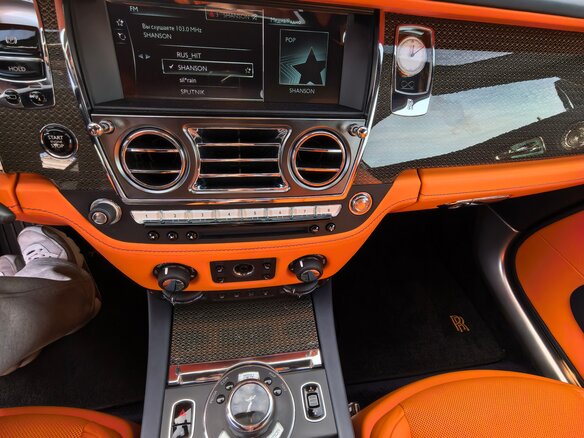 2021 Rolls-Royce Wraith Black Badge, синий, 34000000 рублей - вид 12