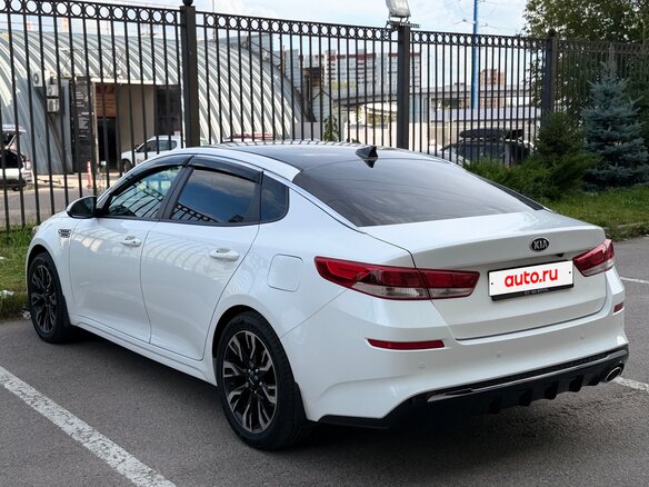2019 Kia Optima IV Рестайлинг, белый - вид 6