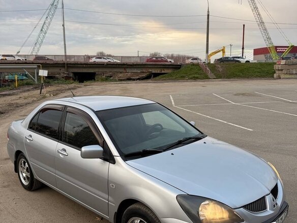 2004 Mitsubishi Lancer IX, серебристый, 295000 рублей - вид 1