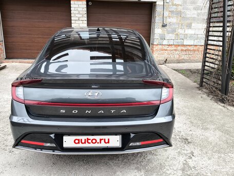 2021 Hyundai Sonata VIII (DN8), чёрный, 2645000 рублей, вид 4