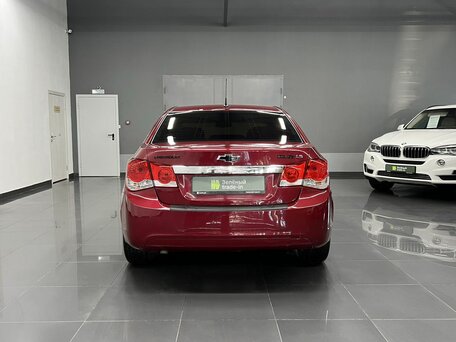 2011 Chevrolet Cruze I, красный, 830000 рублей, вид 4