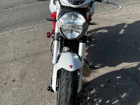 2012 Ducati Monster 796, белый, 520000 рублей, вид 3