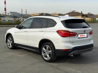 2018 BMW X1 18d xDrive II (F48), белый, 2400000 рублей, вид 4