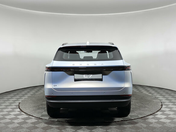 2026 Omoda C7, серебристый, 3499000 рублей - вид 5