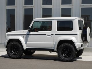 2023 Suzuki Jimny Sierra IV, белый, 1702000 рублей, вид 3