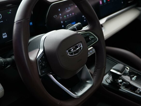 2023 Geely Monjaro I, белый, 3178444 рублей - вид 14