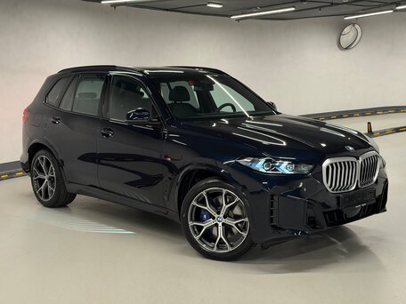 2026 BMW X5 40i IV (G05/G18) Рестайлинг, синий, 14900000 рублей, вид 1