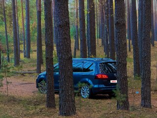 2015 Volkswagen Sharan II Рестайлинг, синий, 1740000 рублей, вид 1