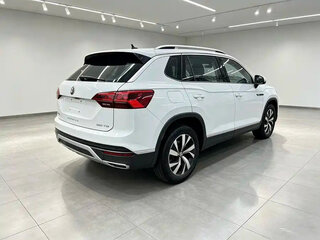 2022 Volkswagen Tayron I, белый, 1900000 рублей, вид 4