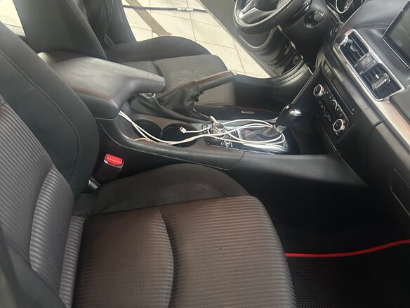 2013 Mazda 3 III (BM), серый, 1150000 рублей - вид 5
