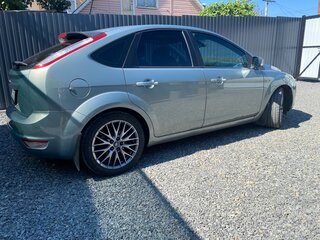 2009 Ford Focus II Рестайлинг, серый, 890000 рублей, вид 4