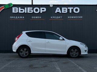 2011 Hyundai i30 I Рестайлинг, белый, 830000 рублей, вид 3
