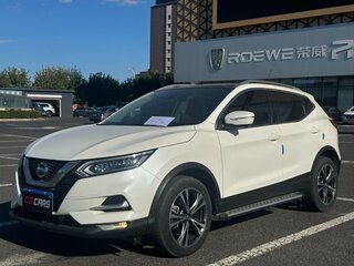 2022 Nissan Qashqai II Рестайлинг, белый, 1940000 рублей, вид 1