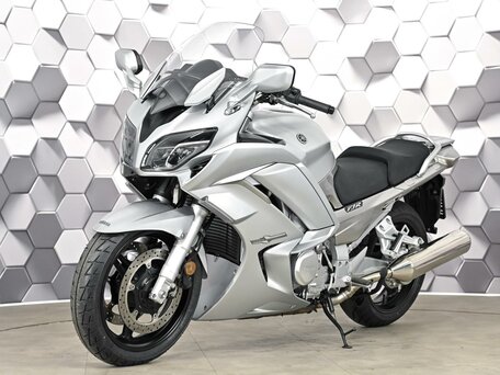 2018 Yamaha FJR1300, серебристый, 1377000 рублей, вид 2