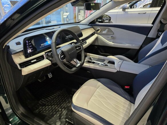 2025 Chery Arrizo 8, зелёный, 3029400 рублей - вид 5