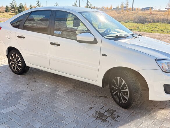 2017 Lada (ВАЗ) Granta I, белый, 365000 рублей - вид 5