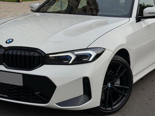 2023 BMW 3 серии 330i xDrive VII (G2x) Рестайлинг, белый, 4500000 рублей, вид 4