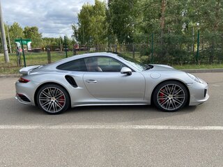 2017 Porsche 911 Turbo VII (991) Рестайлинг, серебристый, 11770000 рублей, вид 3