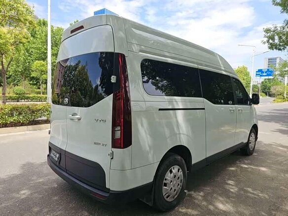 2024 Maxus V70, белый, 2795034 рублей - вид 2