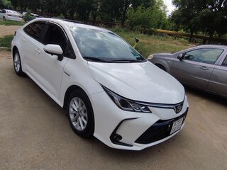 2022 Toyota Corolla Sporty XII (E210) Рестайлинг, белый, 2950000 рублей, вид 1
