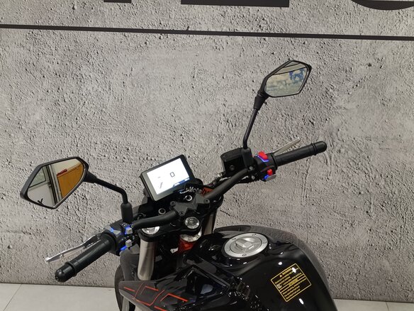 2025 QJMotor SRK 400, чёрный, 385000 рублей - вид 6