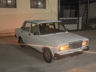2005 Lada (ВАЗ) 2107, белый, 115000 рублей, вид 2