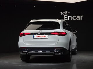 2026 Mercedes-Benz GLC 300 II (X254), белый, 7800000 рублей, вид 4