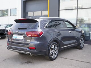 2018 Kia Sorento III Prime Рестайлинг, серый, 2755700 рублей, вид 5