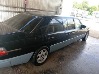 1992 Mercedes-Benz E-Класс 320 I (W124), чёрный, 2700000 рублей, вид 3