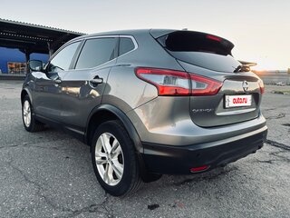 2017 Nissan Qashqai II, серый, 1350000 рублей, вид 4